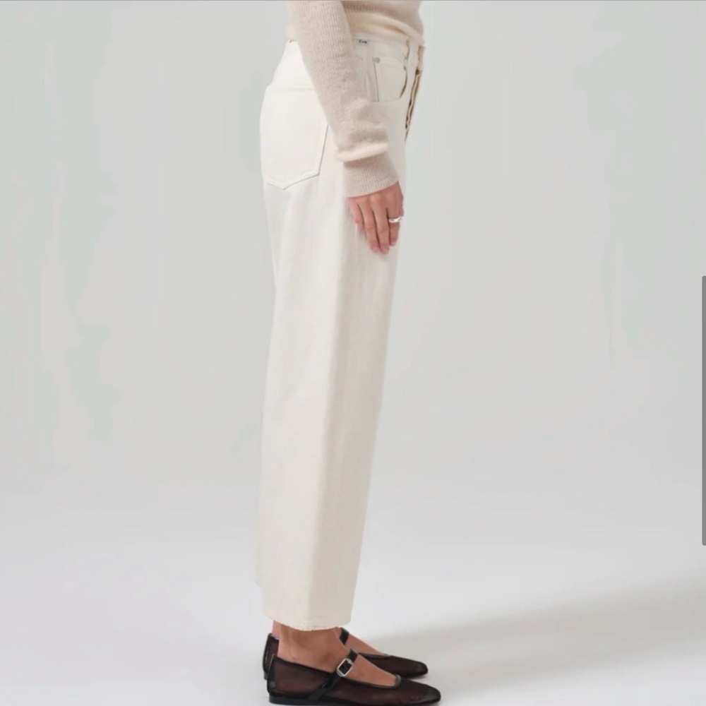 Citizens of Humanity Gaucho Jean in Marzipan size 25 - Picture 3 of 4